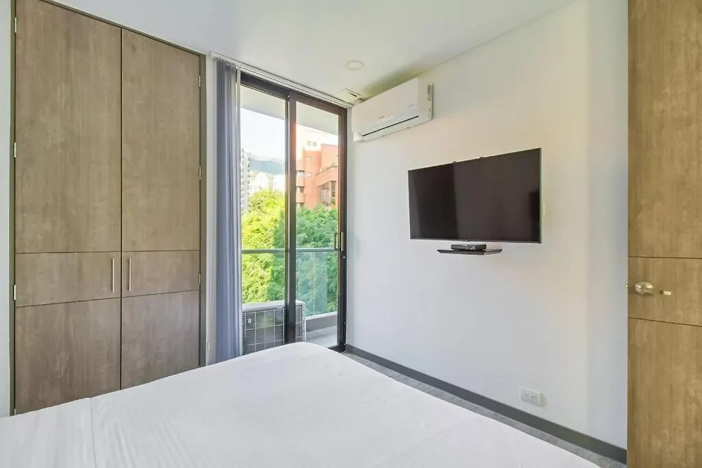 Super Apto, Ac, Poblado Medellin