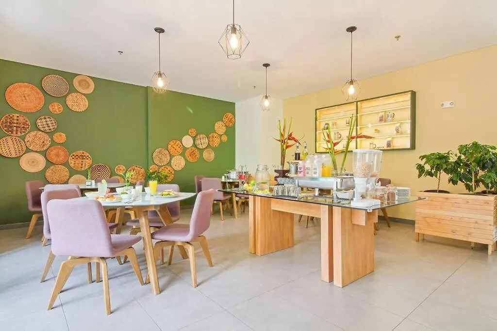 Super Apto, Ac, Poblado Medellin Apartment