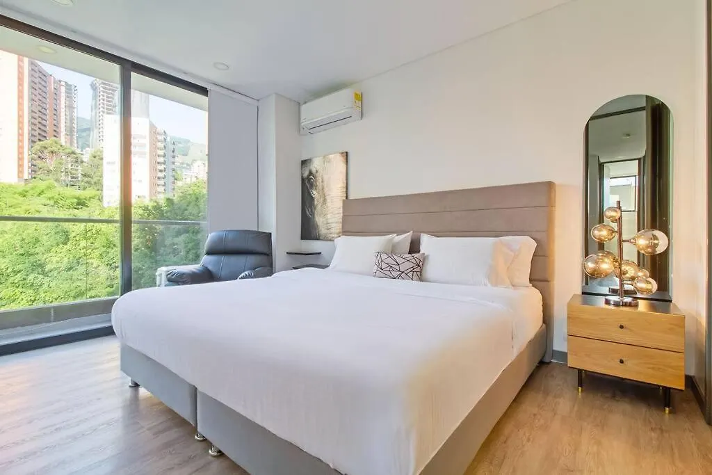 Super Apto, Ac, Poblado Medellin